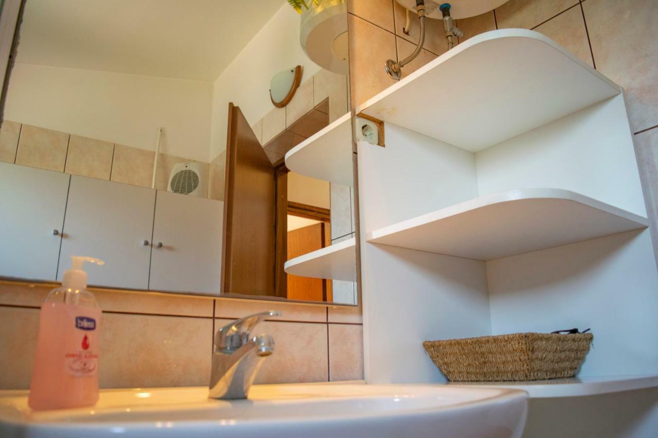 Apartments Solta Gornje Selo Dış mekan fotoğraf