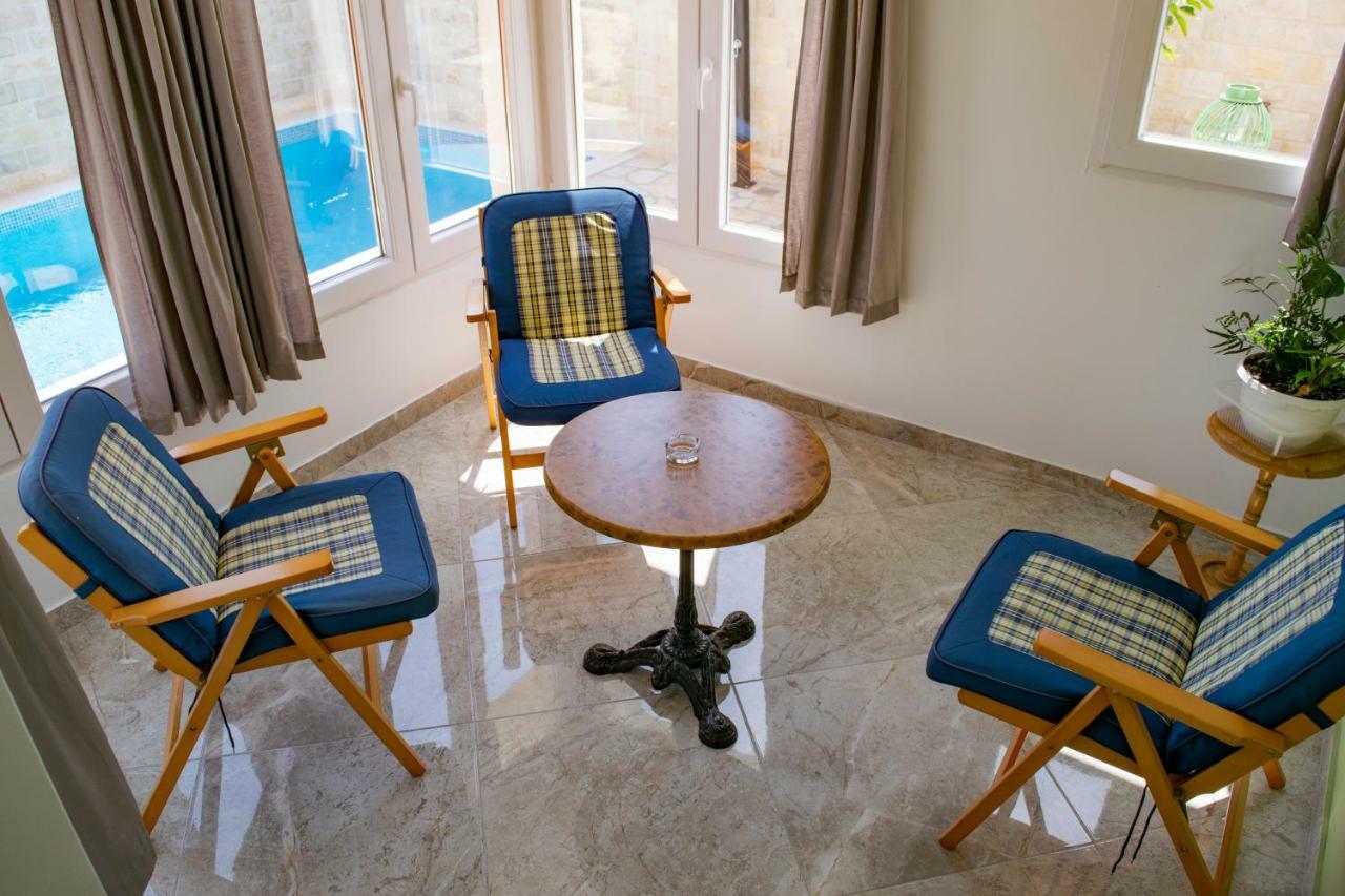 Apartments Solta Gornje Selo Dış mekan fotoğraf